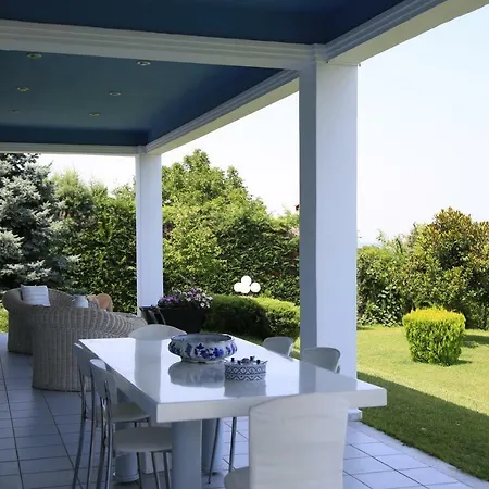 Villa Zeus Throne Estate *